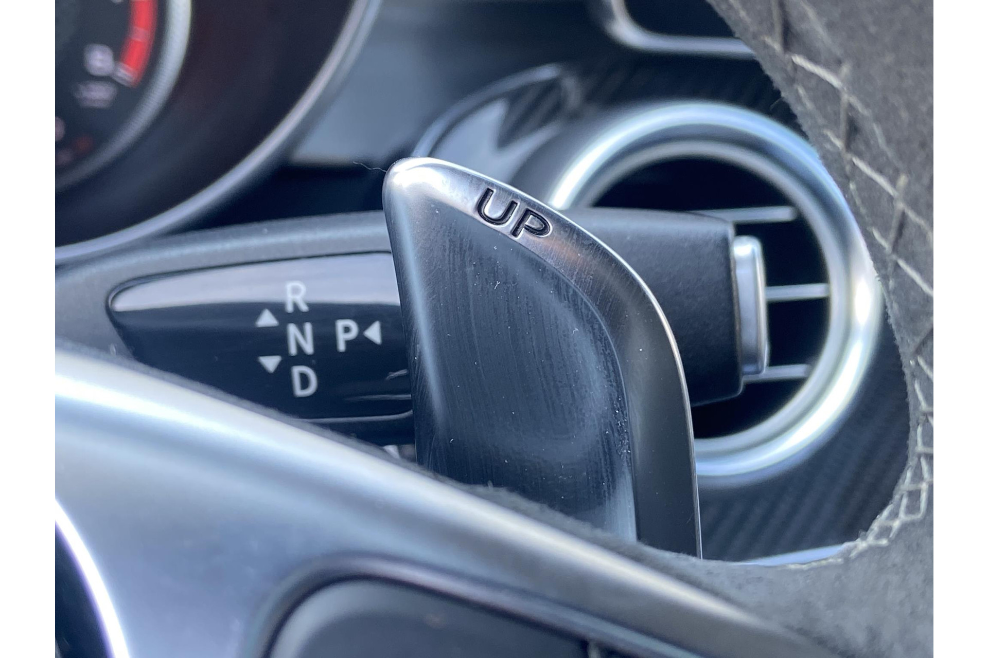 Mercedes-Benz C-Klasse C63S C63 63 S AMG*HUD*IWC*PANO*LED*CARBON*DISTR+